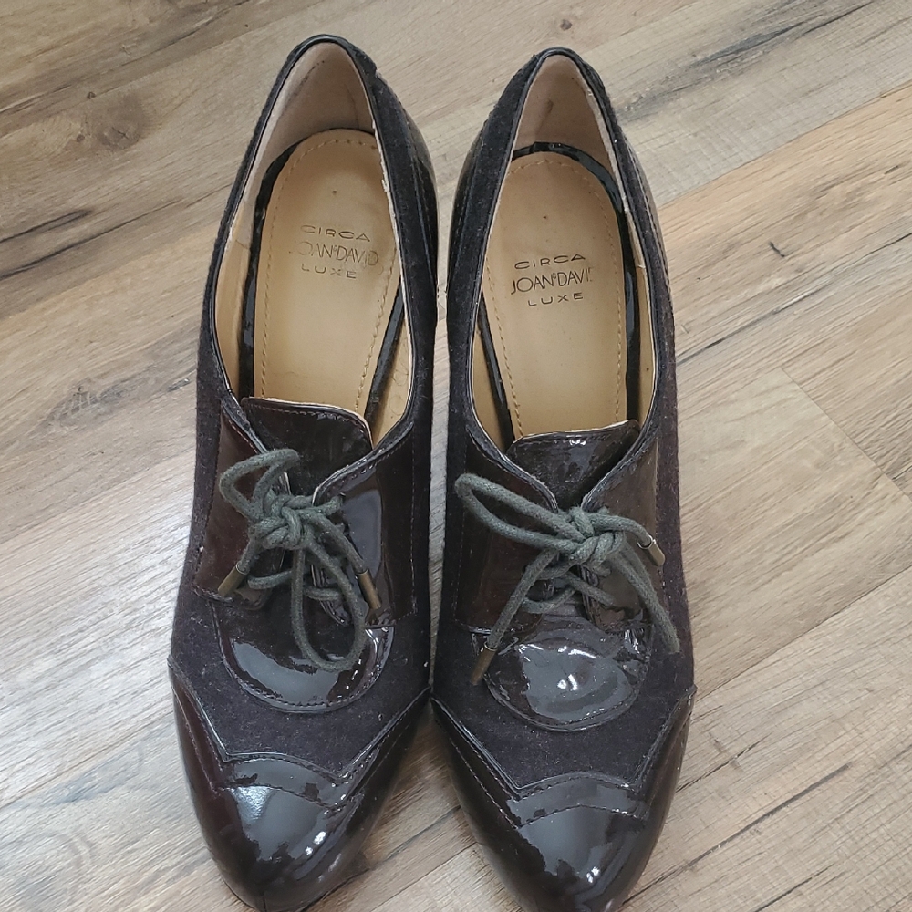 Women's Brown Oxford Shoes